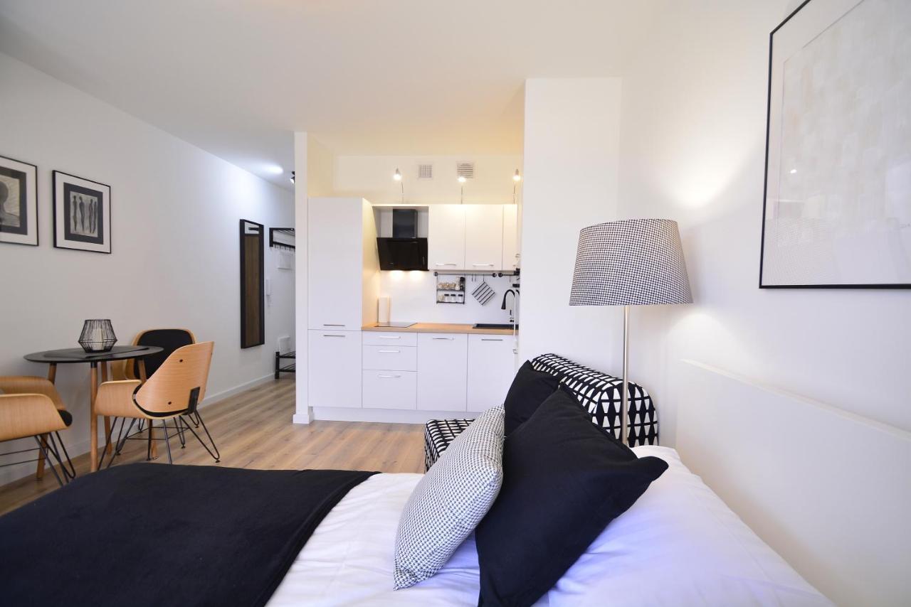 Apartamenty Bryza-Matejki 1B-Parking 斯维诺乌伊希切 外观 照片