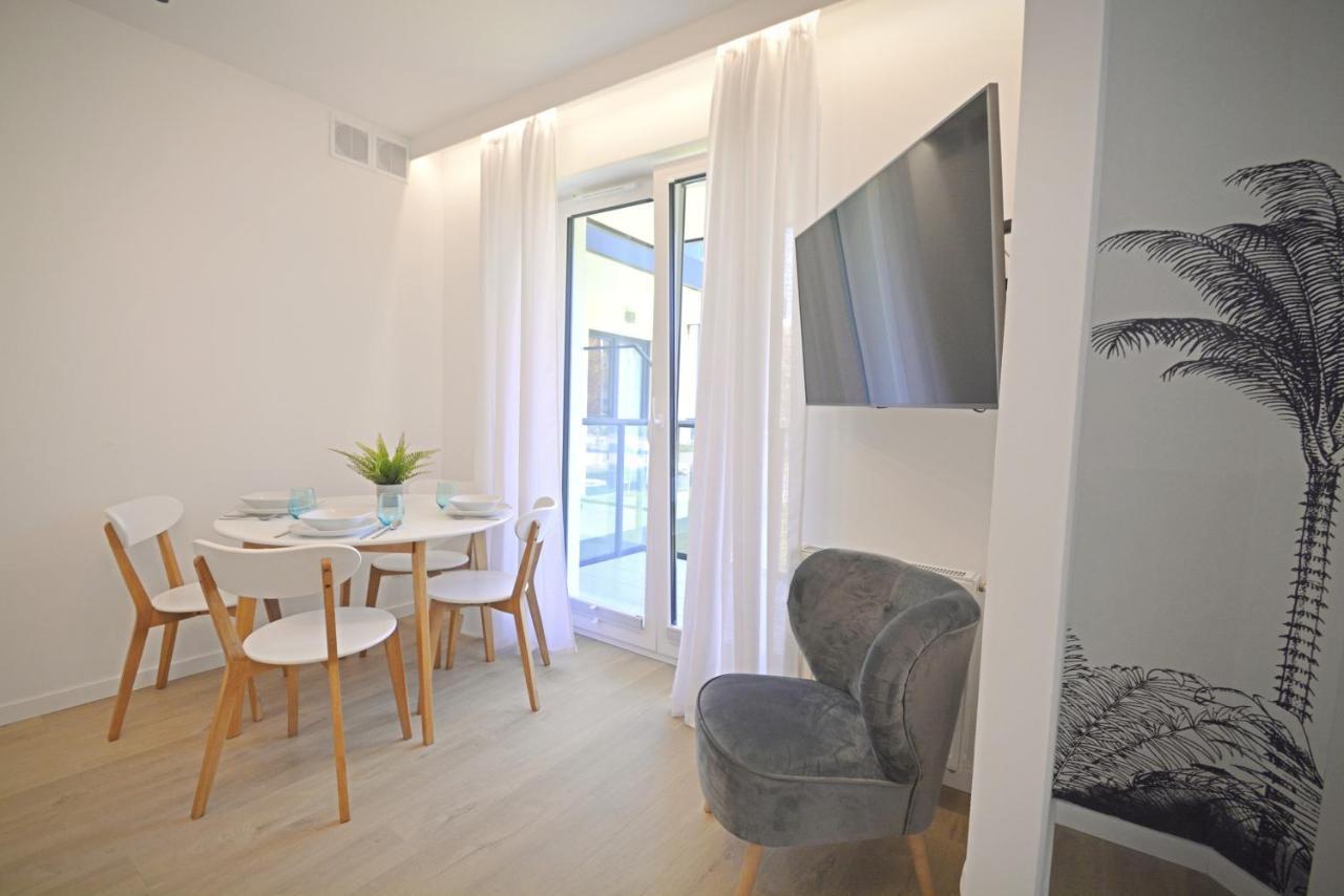 Apartamenty Bryza-Matejki 1B-Parking 斯维诺乌伊希切 外观 照片