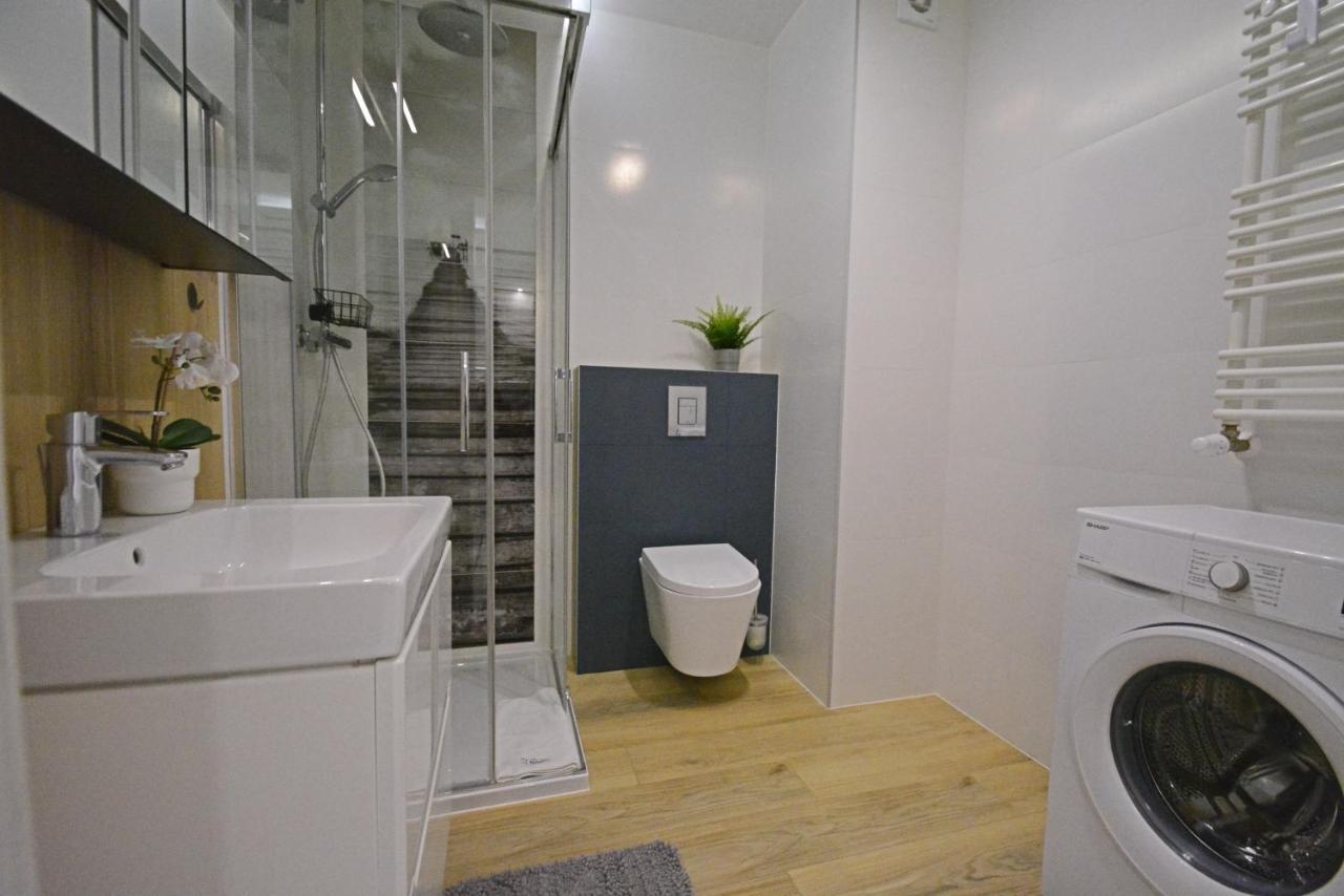 Apartamenty Bryza-Matejki 1B-Parking 斯维诺乌伊希切 外观 照片